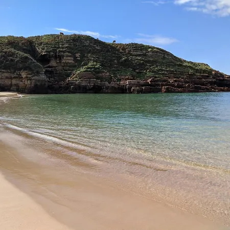 Junto A La Playa Galizano
